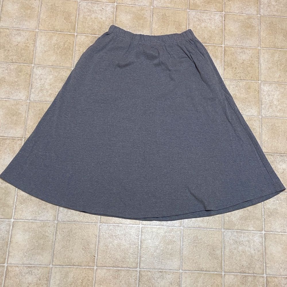ROAMAN'S WOMEN'S SKIRT SIZE M 14/16